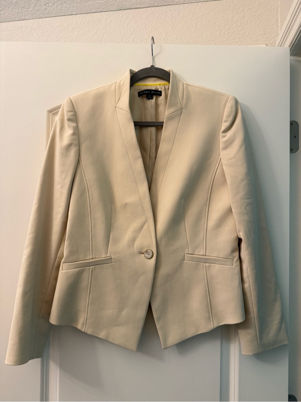 ANTONIO MELANI Cream Single-Button Tailored Blazer